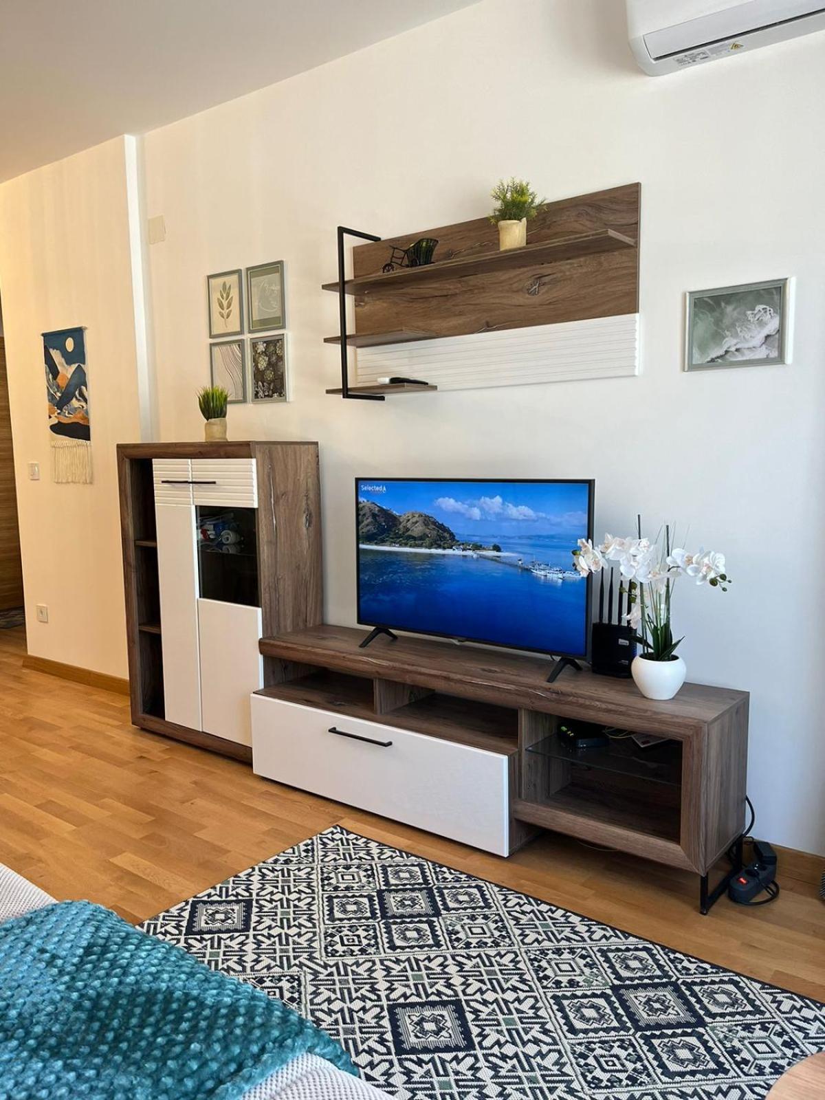 Kara Becici Apartment Budva Exterior photo